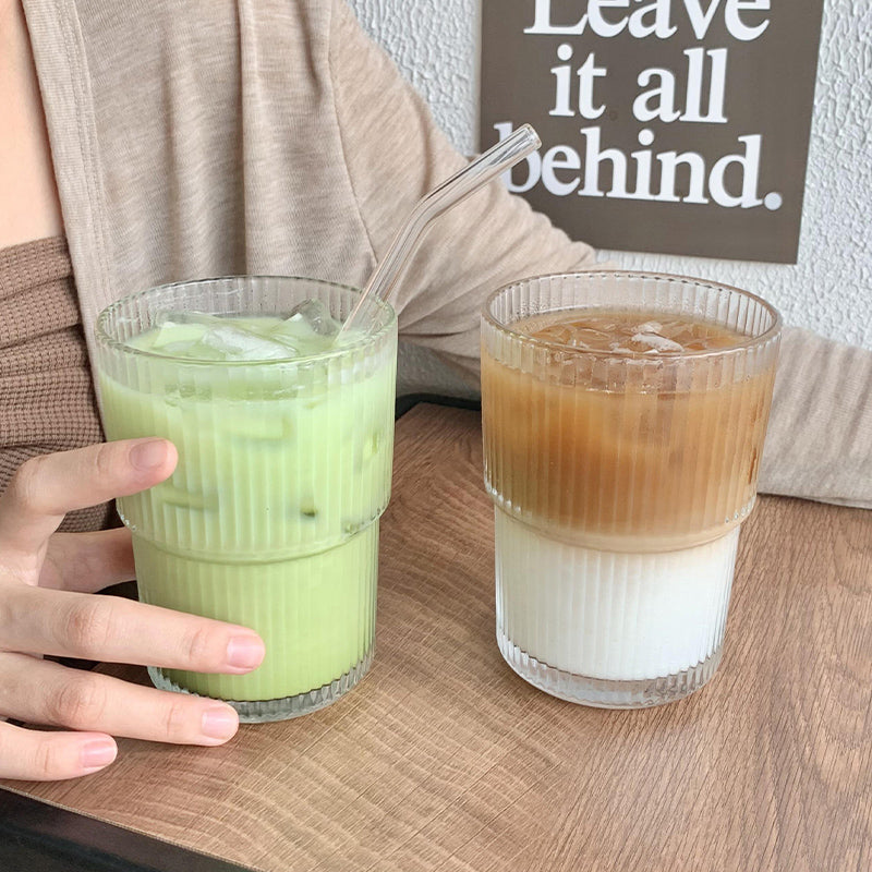 Kaffemugg med sugrör