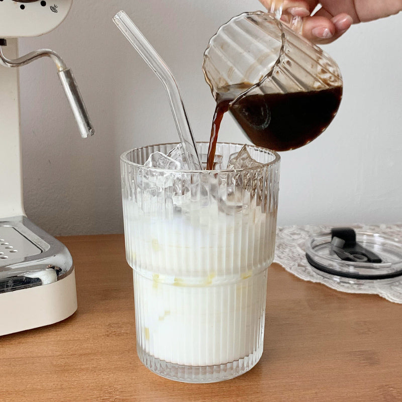 Kaffemugg med sugrör